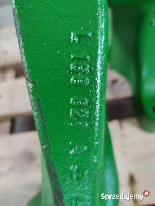 Tylny podnośnik 168821 168822 John Deere 6155 R Wilkowo