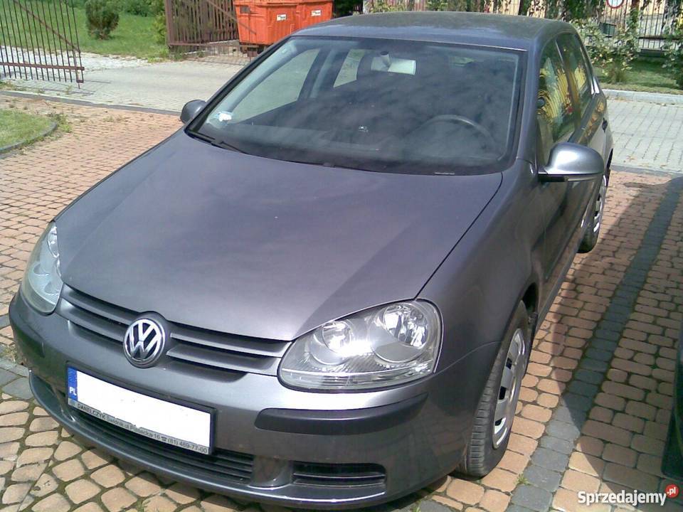 Sprzedam VW GOLF V 2004 r diesel 13 do negocji lubelskie Sitno sprzedam
