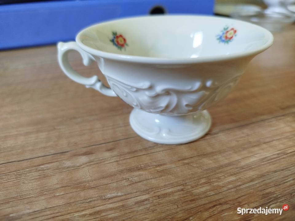 Filiżanka z motywem kwaitów Porcelana KPM małopolskie