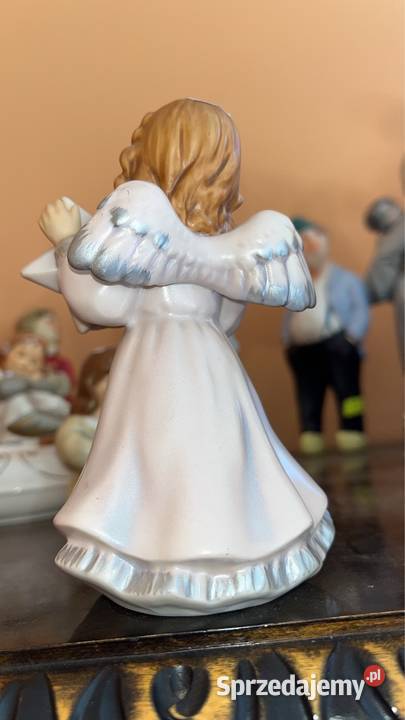 Figurka Aniołek ze świeczką Annual Engel Goebel Porcelana i szkło Gdańsk