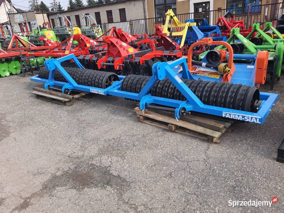Wał posiewny 30m FARM STAL nieuszkodzony Miechów
