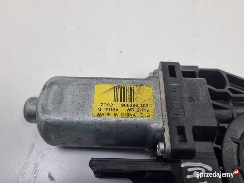 Volvo V40 II 1216r SILNICZEK SZYBY lewy przód Chełm