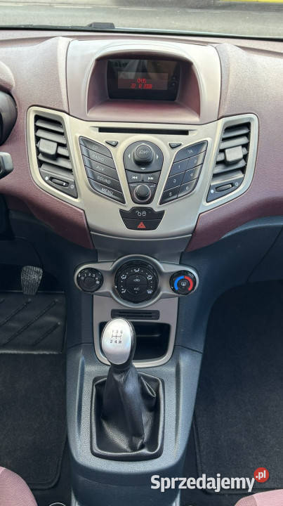 Ford Fiesta Bezwypadkowy zadbanyŚwietny silnik manualna sprzedam