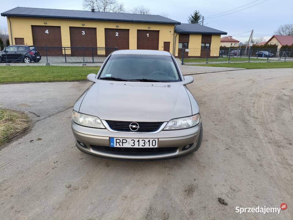 Opel Vectra B 16 16V 1999r podkarpackie Przemyśl