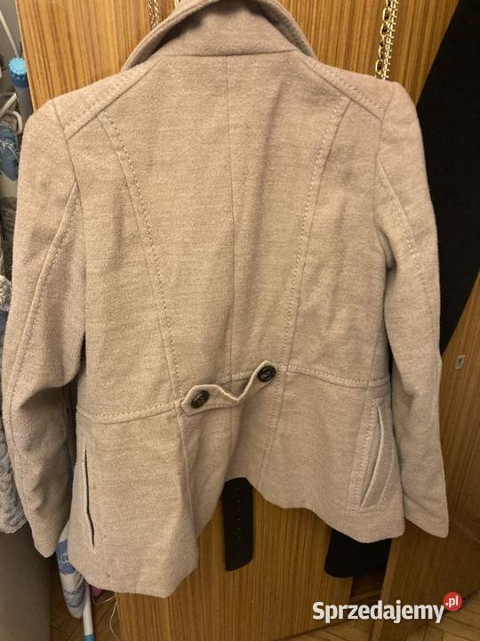 Krótki beżowy płaszczyk HM S Bez wzoru