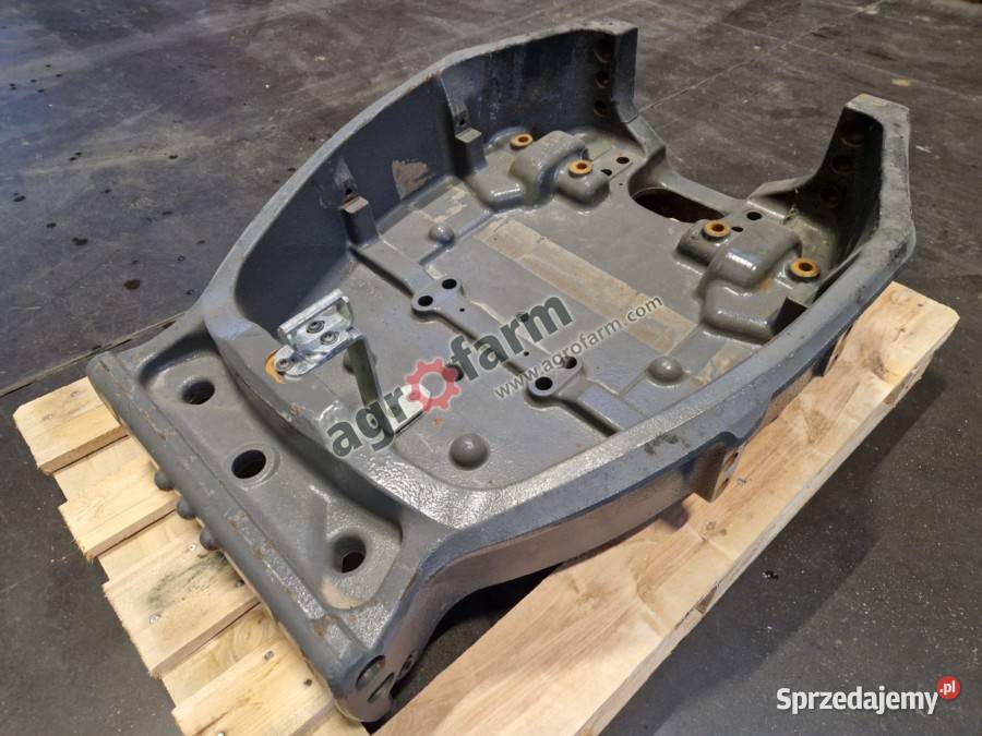 Wspornik przedniego mostu Valtra N174 N134 N174 Byków