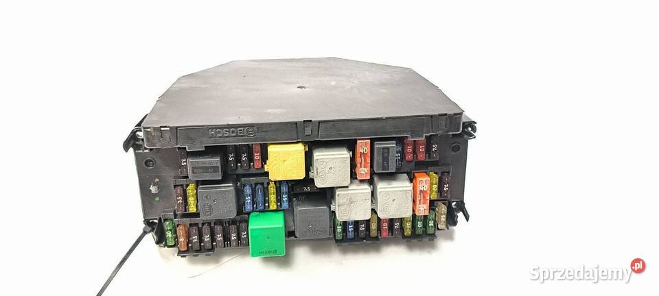 SKRZYNKA BEZPIECZNIKÓW MERCDESBENZ W212 E350 Pozostałe kujawsko-pomorskie Lipno