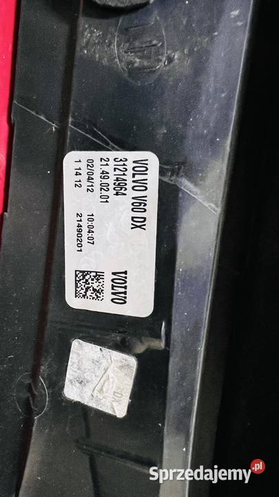 Lampa prawa tył Volvo V60 I 2012 uszk Bilcza