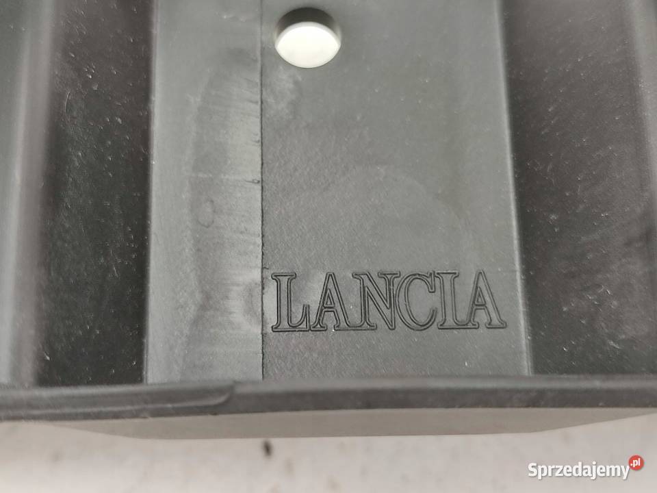 LISTWA ŚLIZG ZDERZAKA TYŁ LANCIA MUSA 20072011 osobowe