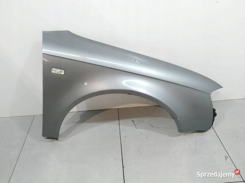 BŁOTNIK PRAWY PRZÓD Audi A4 III 20042008 B7