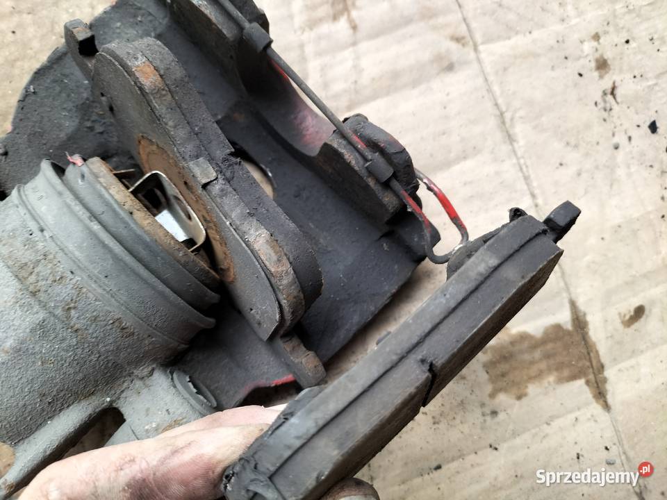 VOLVO S80 S 80 ZACISK HAMULCOWY PRZÓD PRAWY LEWY Kamień-Kolonia sprzedam