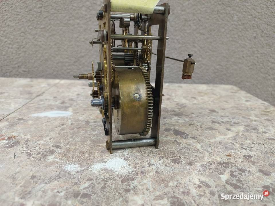 748 Mechanizm starego zegara ściennego Gustav Tczew
