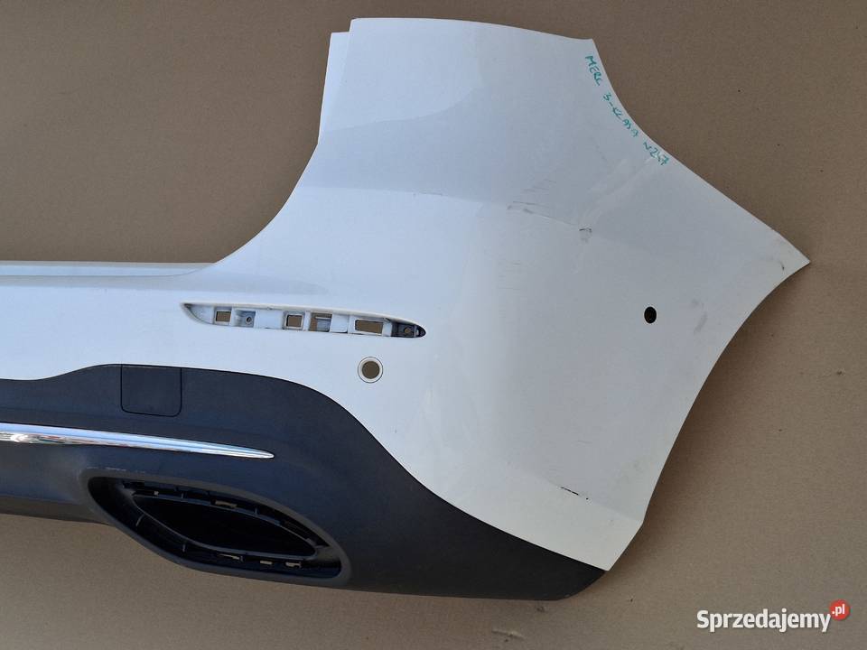 MERCEDES BKLASA W247 ZDERZAK TYŁ TYLNY PDC