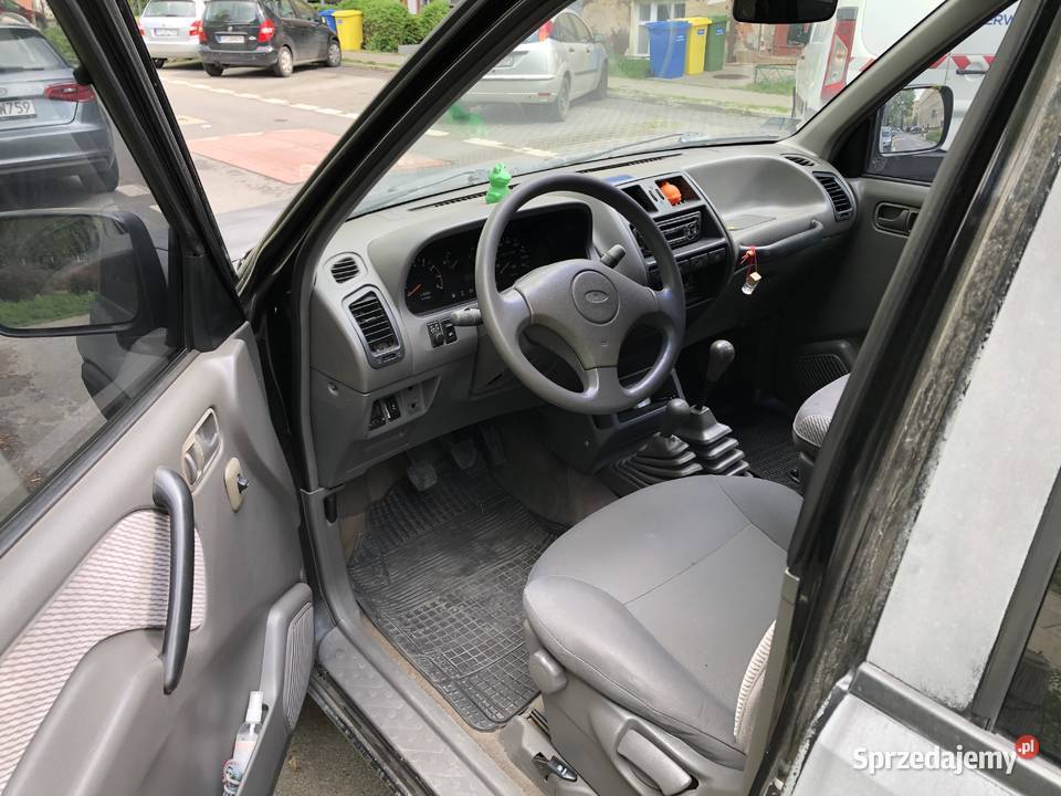 Ford Maverick 24 LPG 1993 Nissan Terrano 2 manualna Poznań