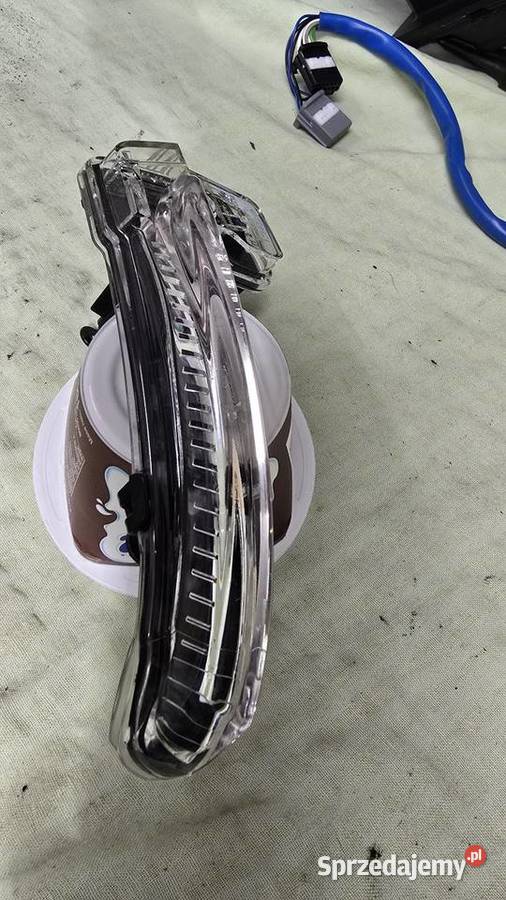 Lewy migacz lusterka Kadjar lift Łask