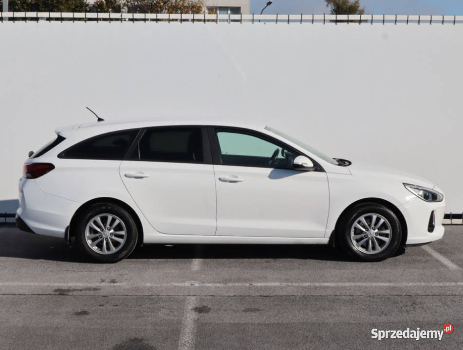 Hyundai i30 14 TGDI asystent pasa ruchu lubelskie