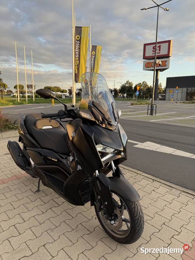 YAMAHA XMAX125 TECH 2024 Skuter na gwarancji Rok produkcji 2024