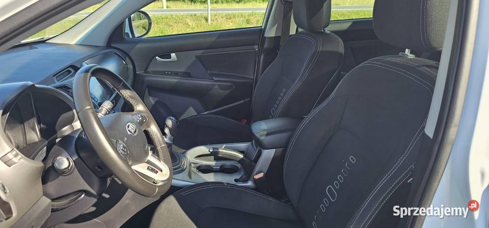 KIA SPORTAGE PIĘKNA BOGATE WYPOSAŻENIE 17 DIESEL Latoszyn