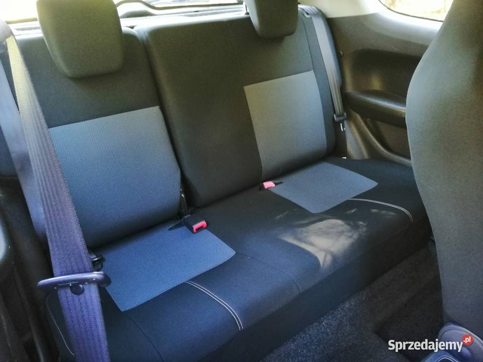 Suzuki Swift 13 Benzyna Klimatronik Alu z centralny zamek Swift sprzedam