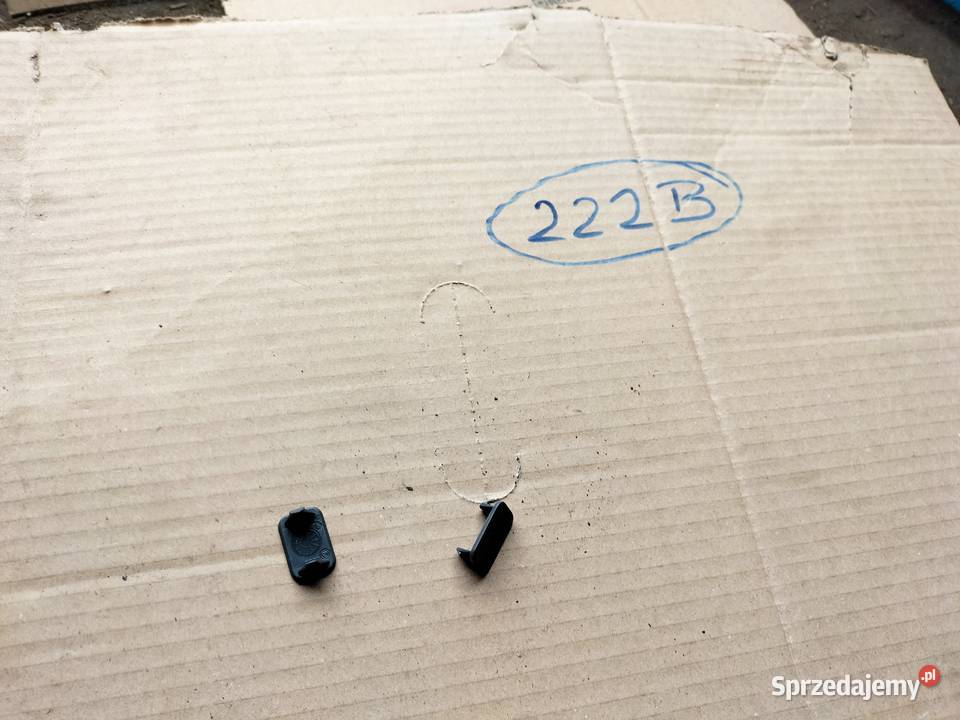 FIAT PUNTO 1 MK1 1824642 ZAŚLEPKA ŚRUBY LAMPKI lubelskie Kamień-Kolonia