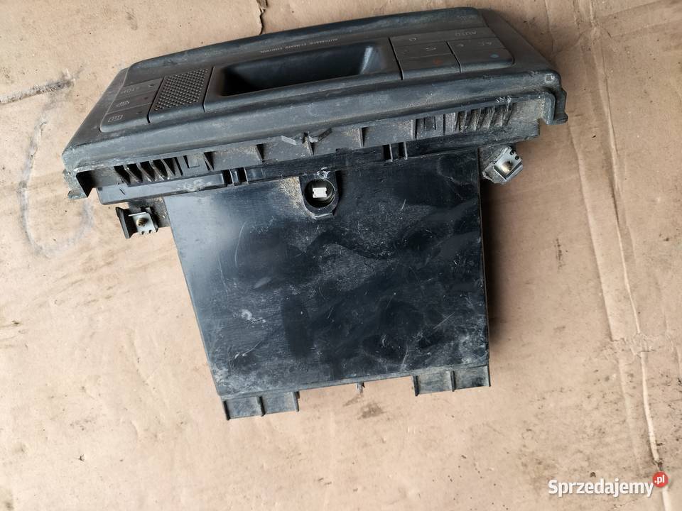 Panel sterowania nawiewu klimatyzacji Renault Kamień-Kolonia