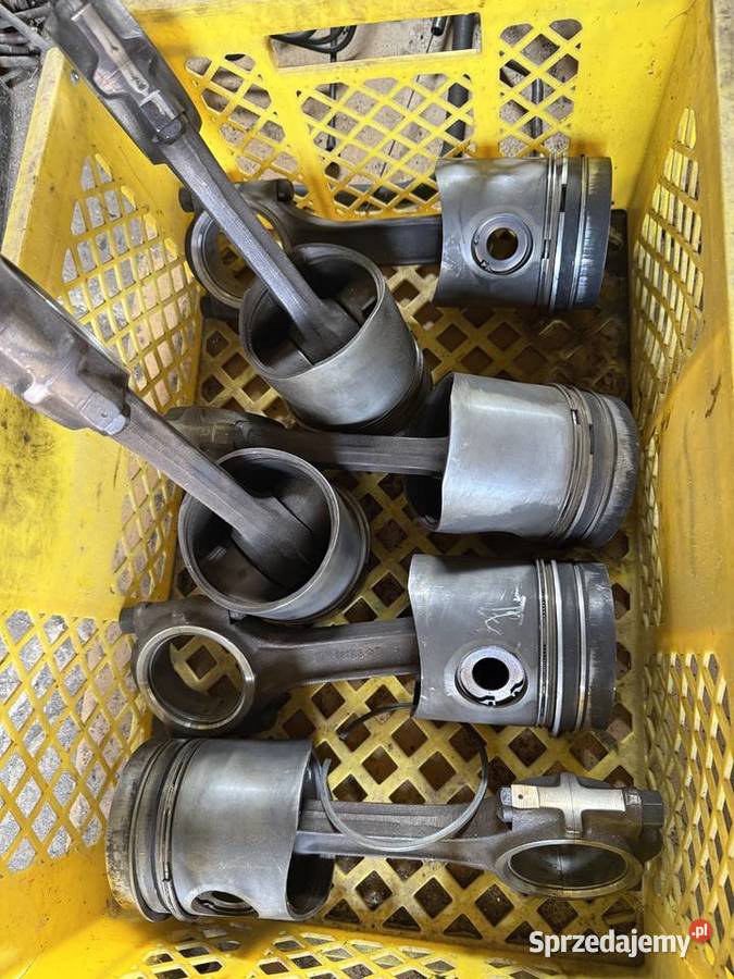 Silnik valmet 6 Dronningborg case Massey Garbów
