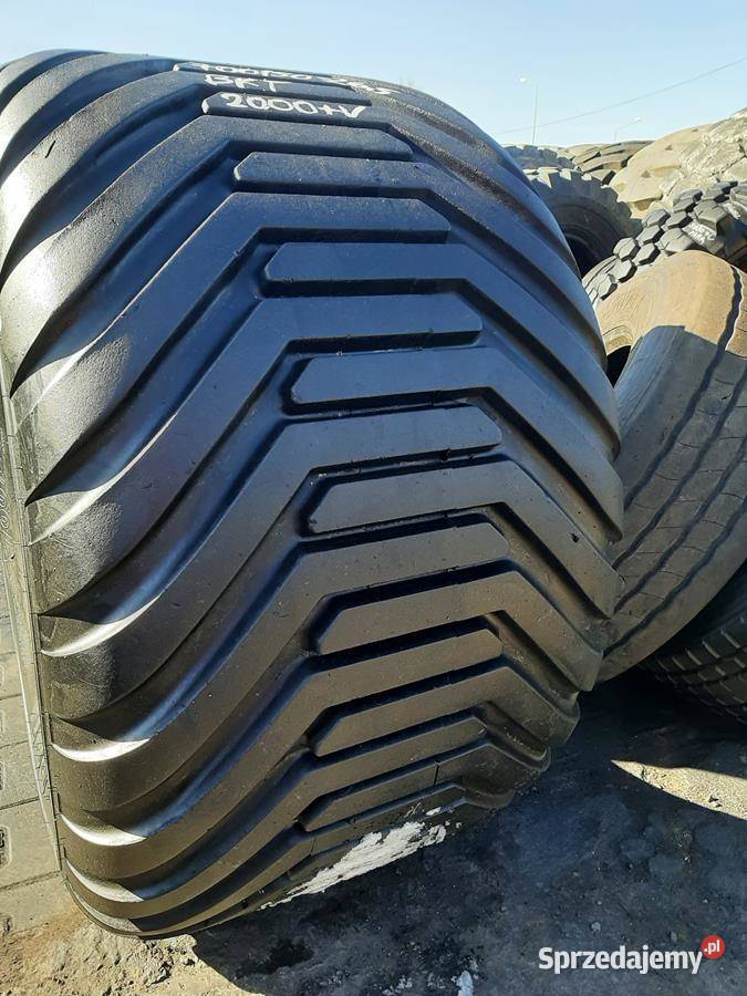 2xOpona używana rolnicza 70050265 1900 W4330 Zaścianki