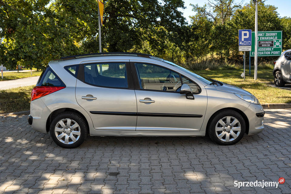 Peugeot 207 Salon 1 właściciel 106