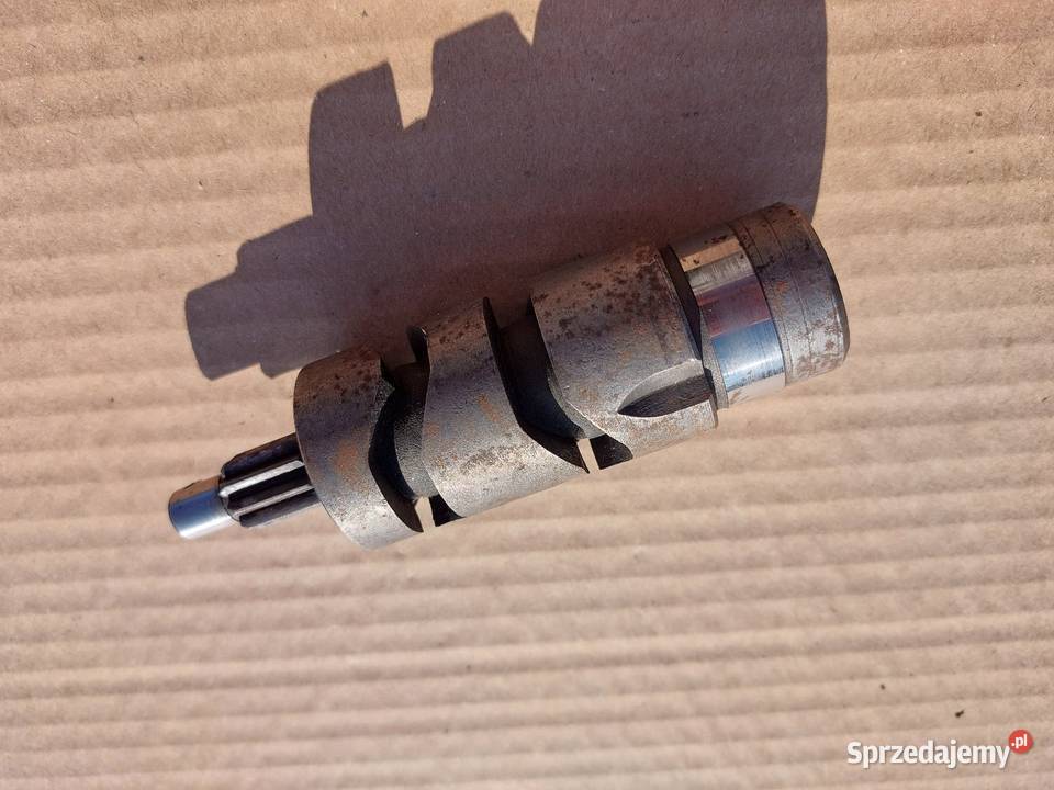 Walek krzywkowy MZ ES JASKÓŁKA Leszno