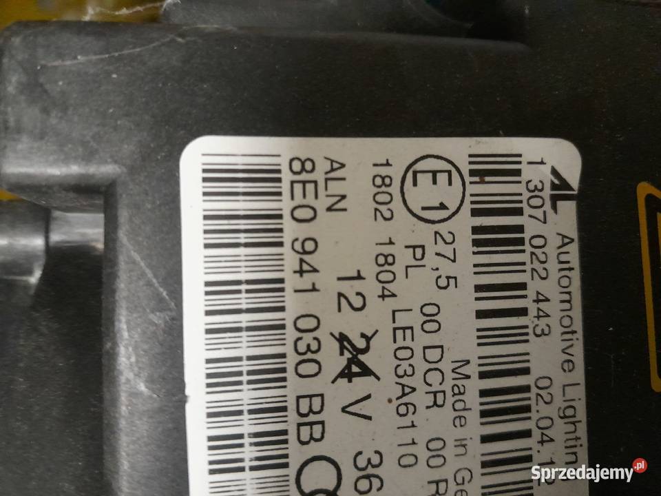 Lampa a4b7 bixsenon skretny lewe Dobre sprzedam