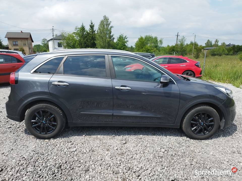 Kia Niro 16 hybryda klima kamera stan gwarancja gniazdo SD Częstochowa sprzedam