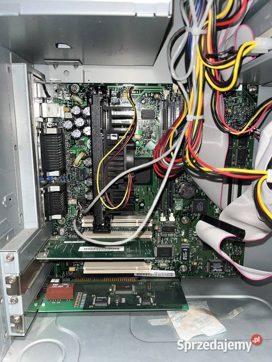Zabytkowy komputer PC Lifetec Pentium II 400MHz Brzana