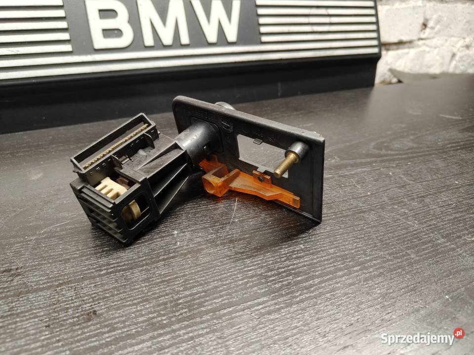 Bmw e30 włącznik świateł oryginał 100 sprawny łódzkie Aleksandrów Łódzki