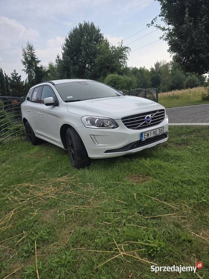 Na sprzedaż komfortowe auto XC 60 Czarnożyły