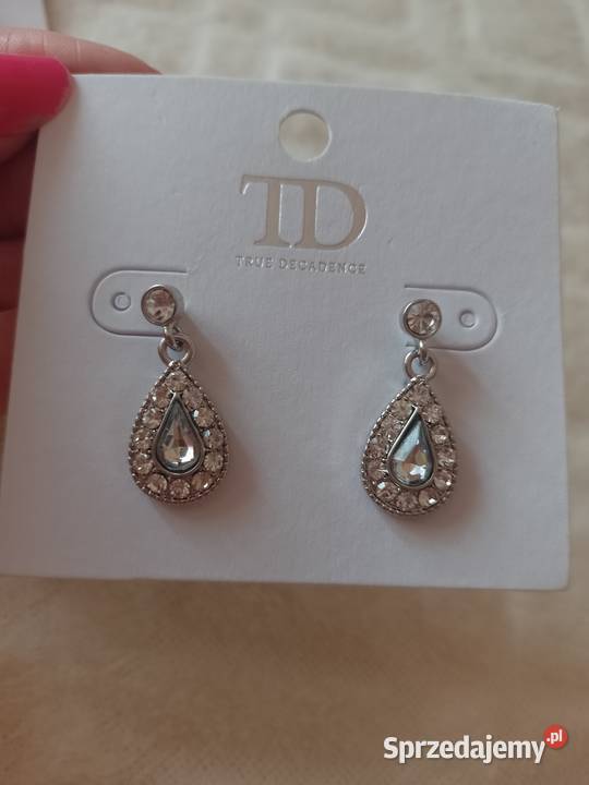 Subtelne małe bogato zdobione kolczyki z Londynu Kraków sprzedam