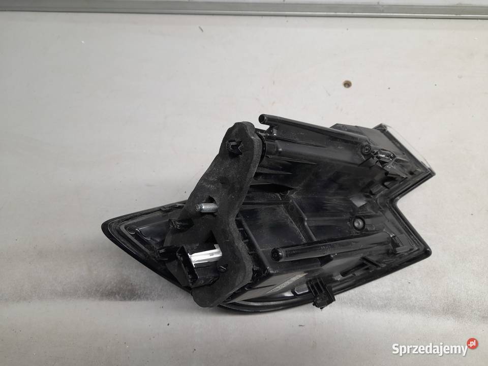 LAMPA TYLNA PRAWA OPEL MOKKA B II 9833721980 Goleniów