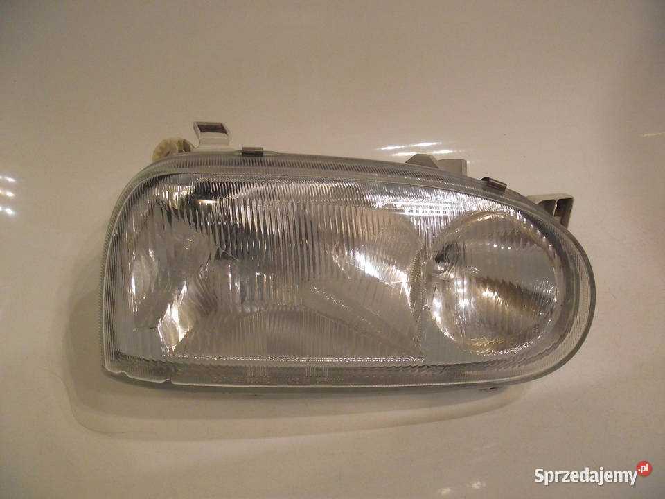 Vw Golf 3 Reflektor prawy GTI Hella osobowe