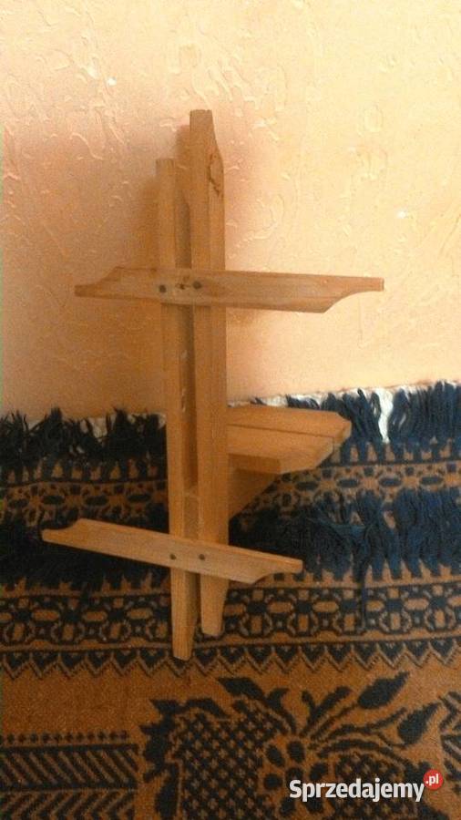 Kwietnik drewniany zawieszany na ścianie Ostrołęka