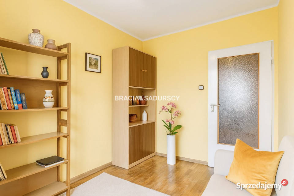 Mieszkanie Kraków 8462m2 4 pokoje sprzedam