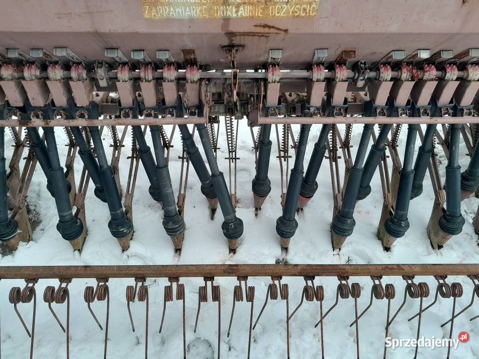 Siewniki Poznaniak na docisku zadbany sprawny nieuszkodzony Łagów