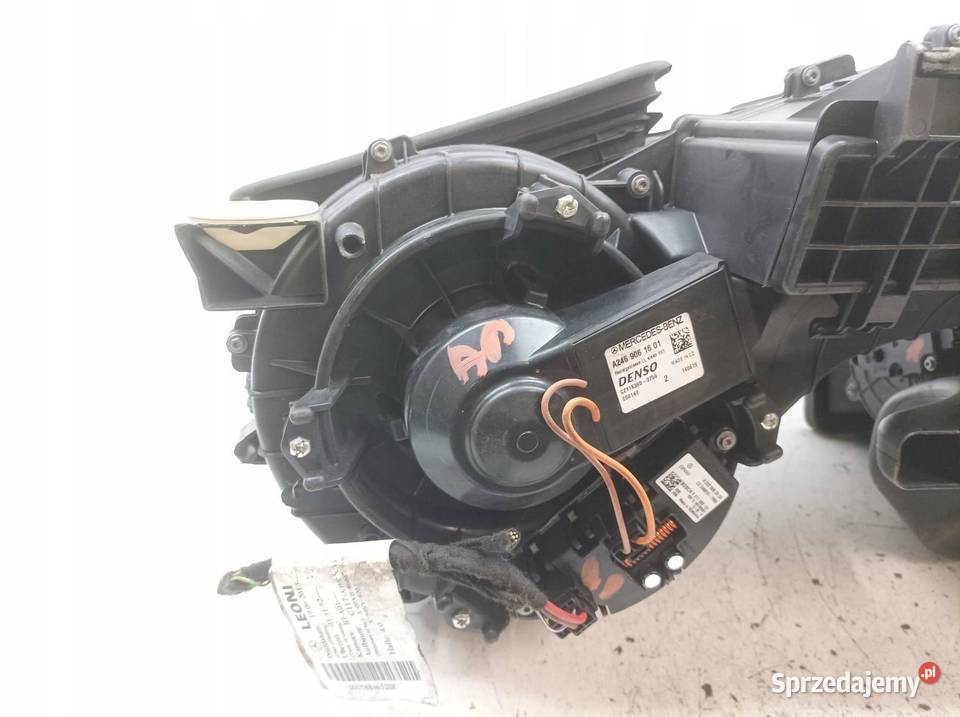 NAGRZEWNICA W2469061601 MercedesBenz CLAklasa I