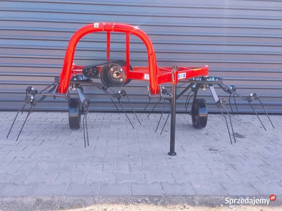 Zgrabiarka Przetrząsacz Karuzelowy Pająk nieuszkodzony Zgrabiarki i przetrząsacze Wyszków