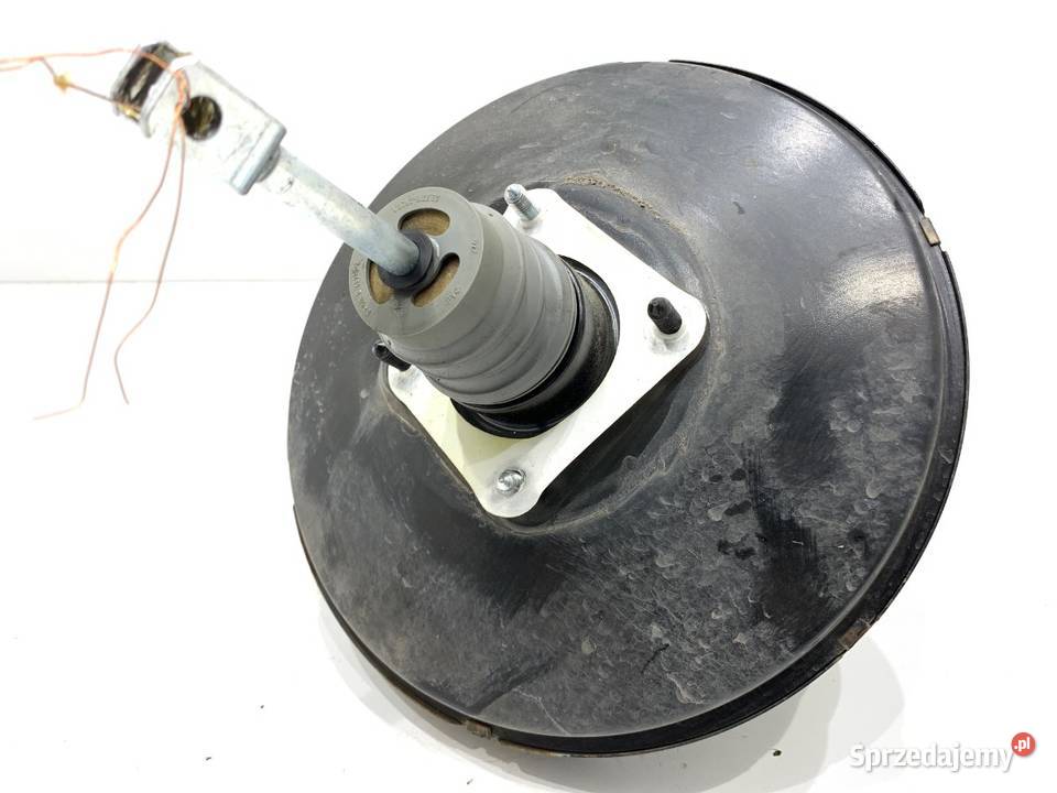 SERWO HAMULCOWE DACIA DUSTER 472107999R osobowe