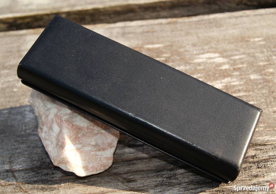Prada etui na okulary ściereczka Okulary Beszowa