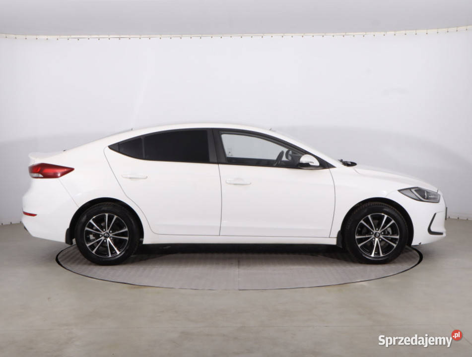 Hyundai Elantra 16 CVVT