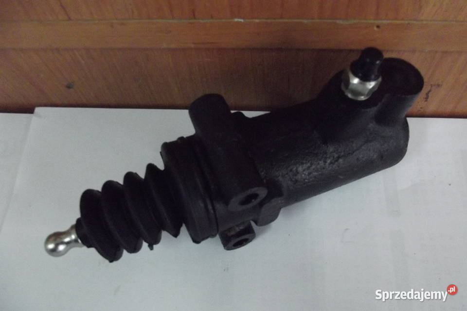 Wysprzęglik Fendt serii 300300C nieuszkodzony