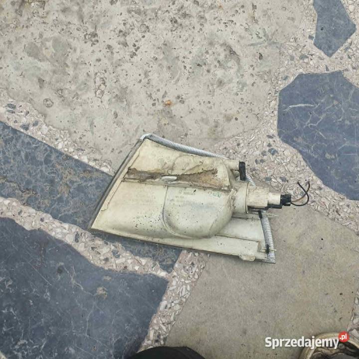 Kierunkowskaz prawy przedni przód hella Volvo Kraków