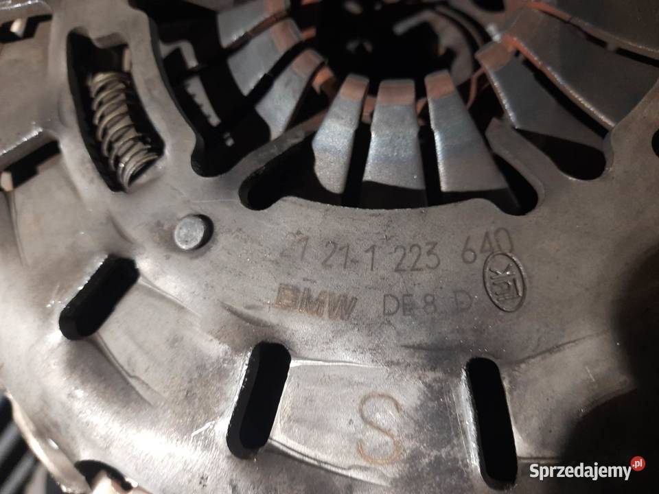 Dwumasa zestaw BMW E46 323i m52b25tu 21211223610 osobowe Sprzęgła i elementy Ostrowiec Świętokrzyski