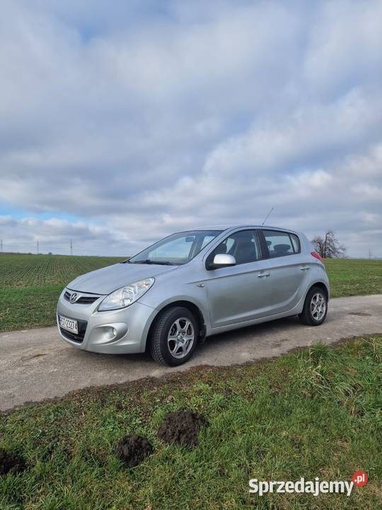 Hyundai i20 2010 12 benzyna i20 Ostrowiec Świętokrzyski