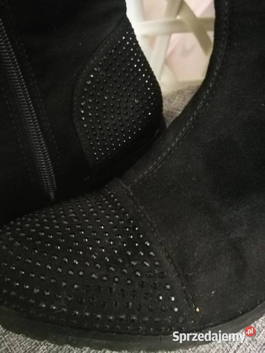 Kozaki czarne zamszoweRozmiar 39 Zielonki